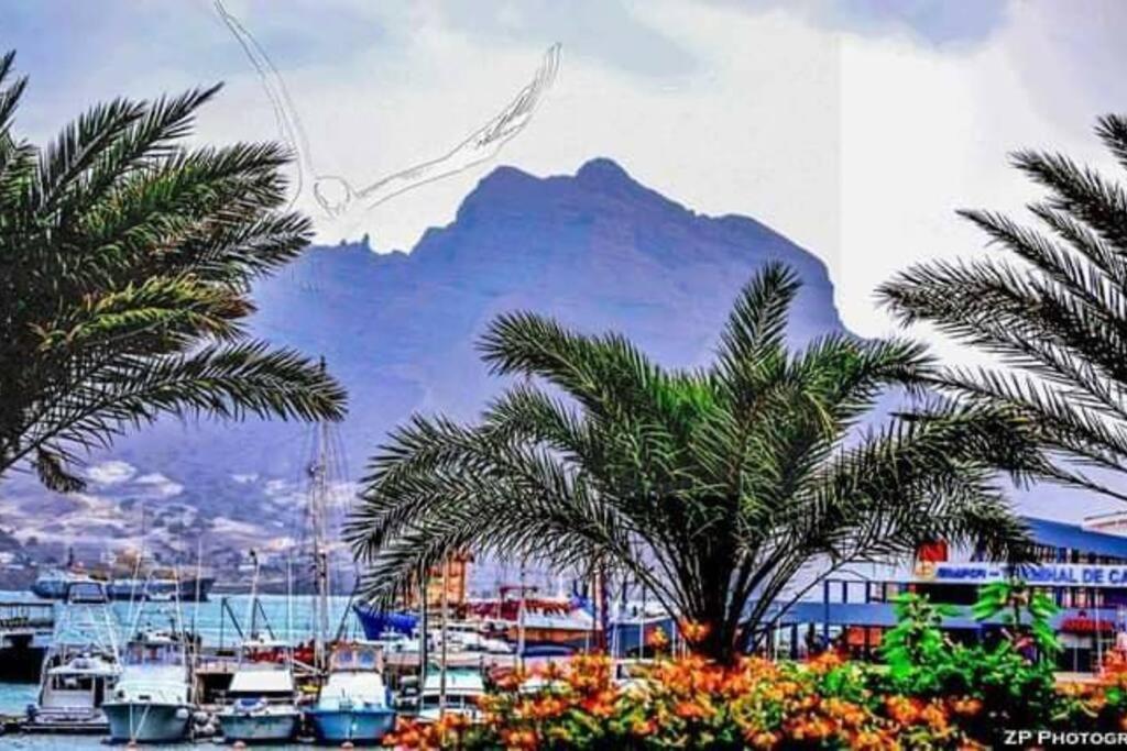 Lovely Apartment In Mindelo City Center Luaran gambar